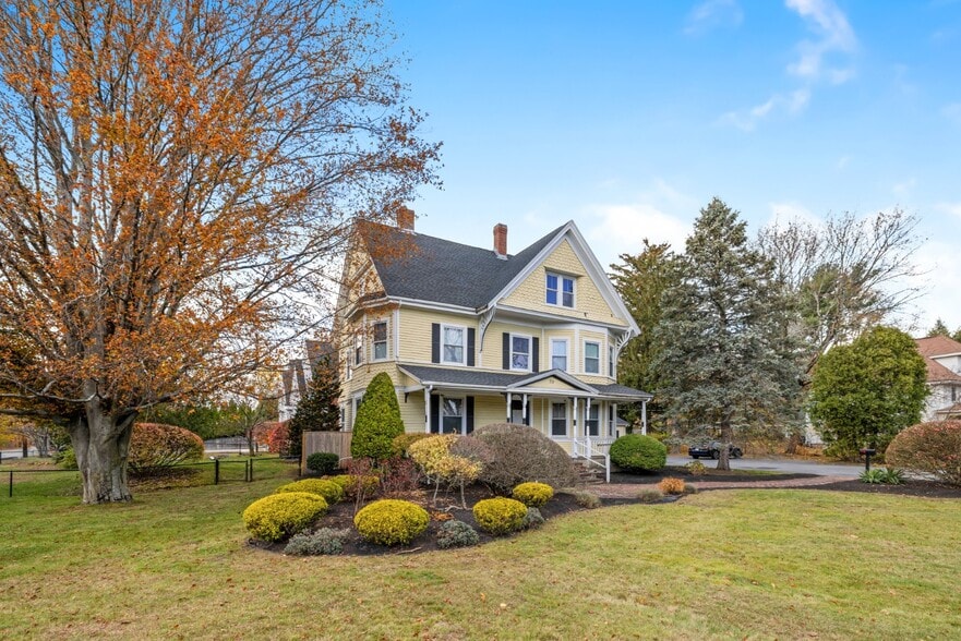 70 Main St, Lynnfield, MA à vendre - Photo du bâtiment - Image 3 de 13