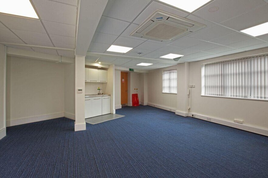 101 Lower Anchor St, Chelmsford à louer - Photo du bâtiment - Image 3 de 21