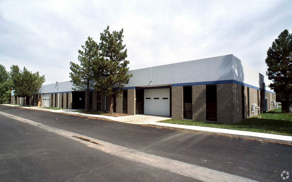 4775 Paris St, Denver, CO à vendre - Photo du bâtiment - Image 2 de 10