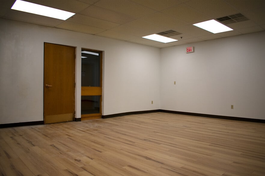 416-426 Main St, Worcester, MA for lease - Interior Photo - Image 2 of 15