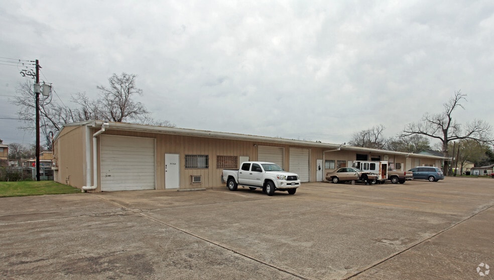 515 Melbourne St, Houston, TX for sale - Building Photo - Image 2 of 9