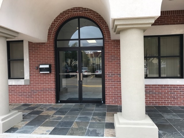 4655 Techniplex Dr, Stafford, TX à louer - Photo du bâtiment - Image 2 de 15