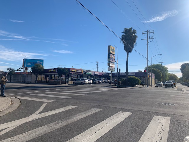 1976 S La Cienega Blvd -, Los Angeles, CA à vendre - Photo du bâtiment - Image 1 de 1