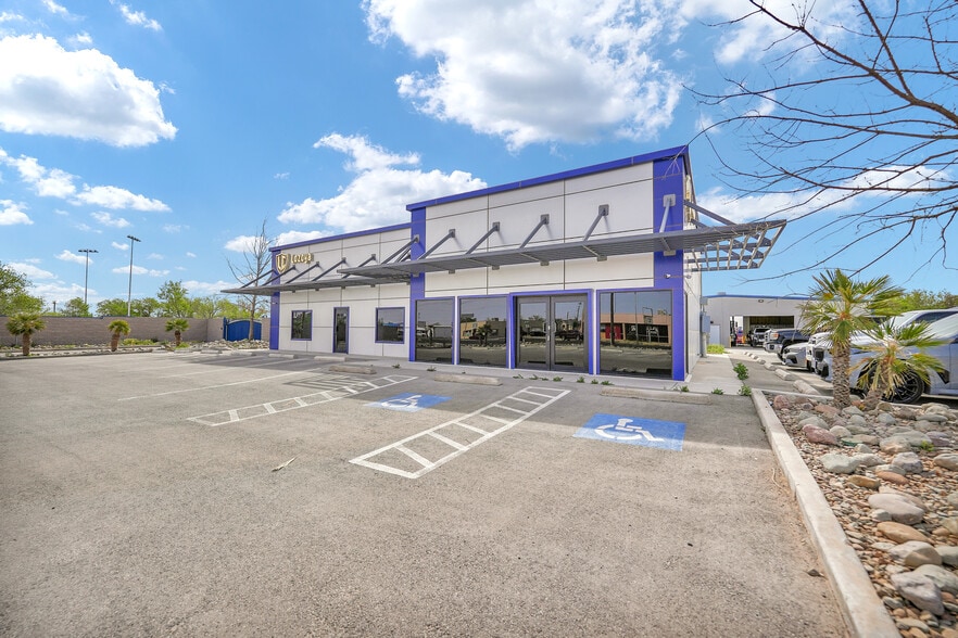 2903 Wall St, Midland, TX for lease - Building Photo - Image 3 of 25