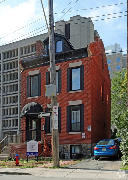 14 Forest Ave, Hamilton, ON à vendre - Photo du bâtiment - Image 3 de 3