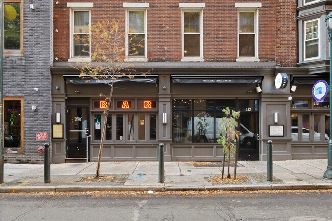 Plus de détails pour 106 S 11th St, Philadelphia, PA - Commerce de détail à louer