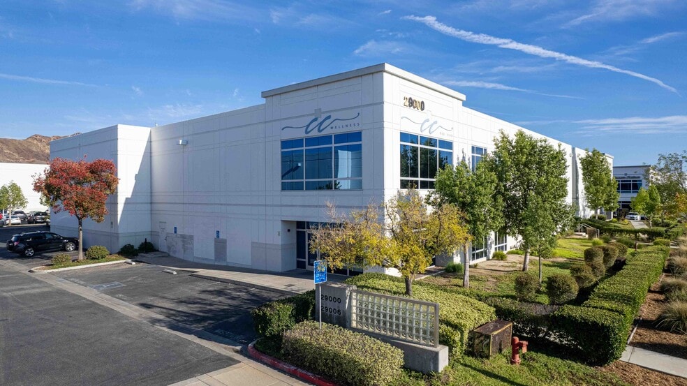 29000 N Hancock Pky, Valencia, CA for lease - Building Photo - Image 1 of 19