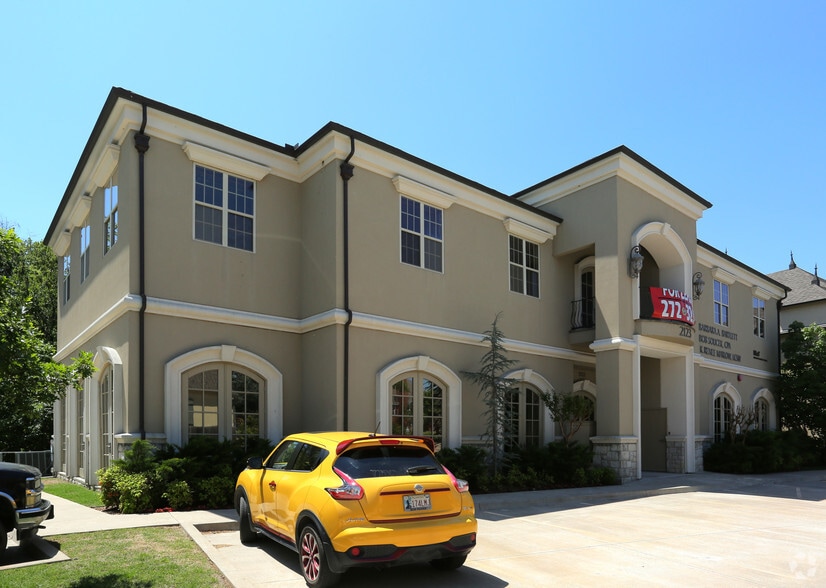 2123 S Atlanta Pl, Tulsa, OK for lease - Primary Photo - Image 1 of 3