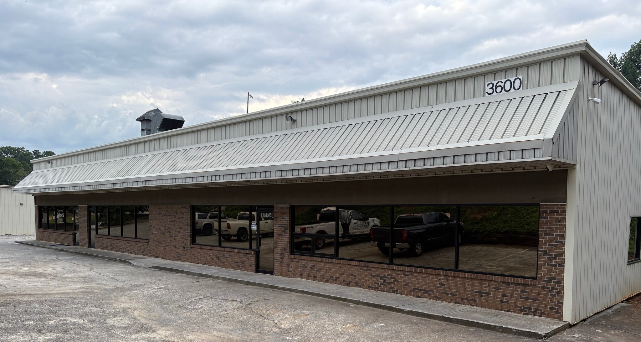3600 Kennesaw N Ind Pky, Kennesaw, GA for lease Building Photo- Image 1 of 10