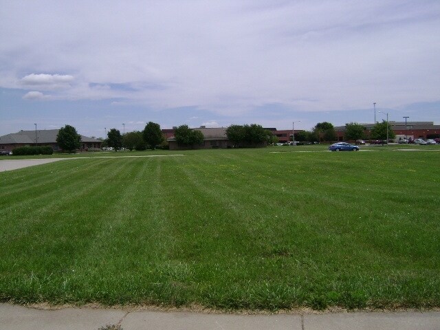 3130 Wabash Ave, Springfield, IL à vendre - Photo du bâtiment - Image 2 de 28