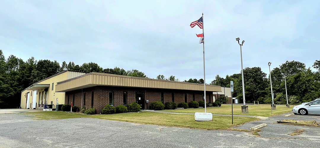 100 Kitty Hawk Ln, Elizabeth City, NC for sale Primary Photo- Image 1 of 1