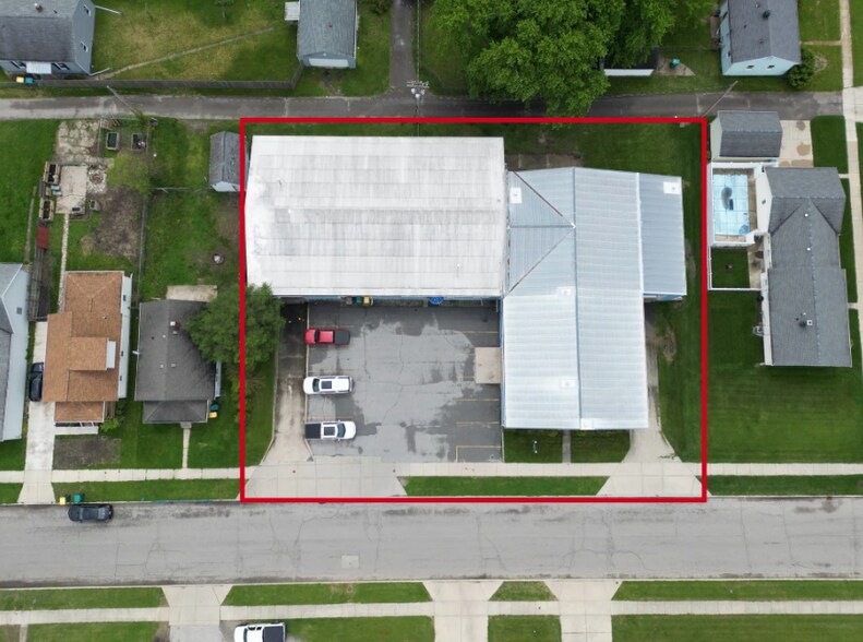 2017 W 6th St, Mishawaka, IN à louer - Photo du bâtiment - Image 2 de 14
