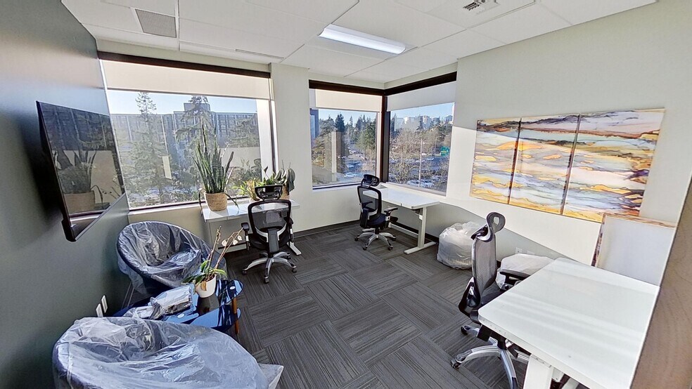 301 116th Ave SE, Bellevue, WA à louer - Photo intérieure - Image 2 de 18