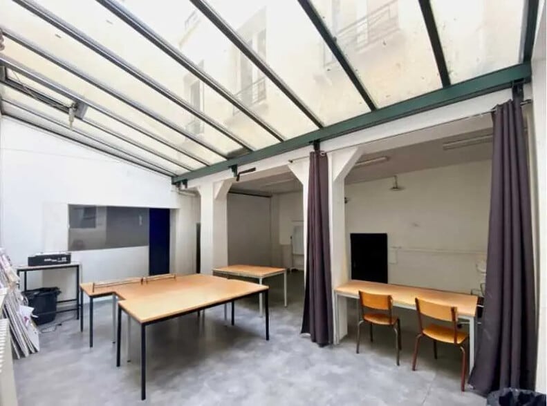 10 Rue Gambey, Paris for lease - Interior Photo - Image 2 of 6