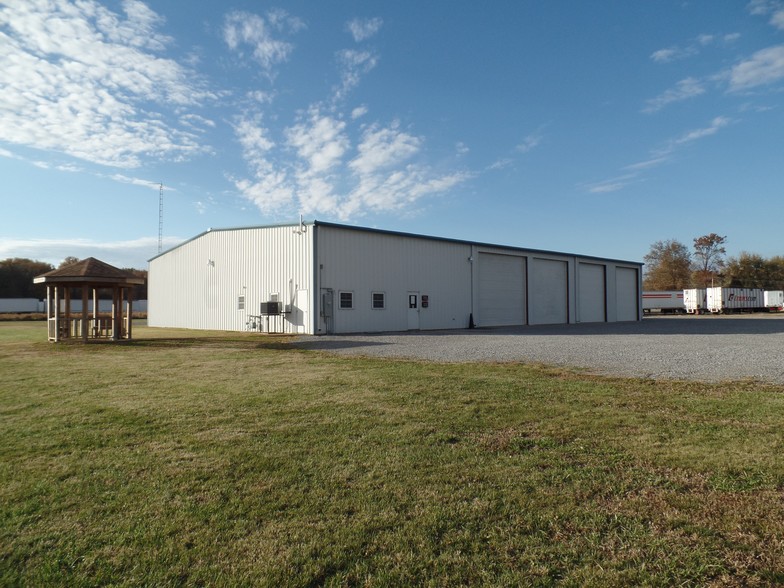 1500 US Highway 45 N, Eldorado, IL à vendre - Photo principale - Image 1 de 1