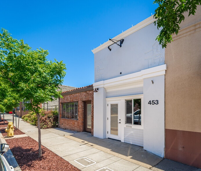 451-453 G St, Lincoln, CA à vendre - Photo du bâtiment - Image 2 de 41