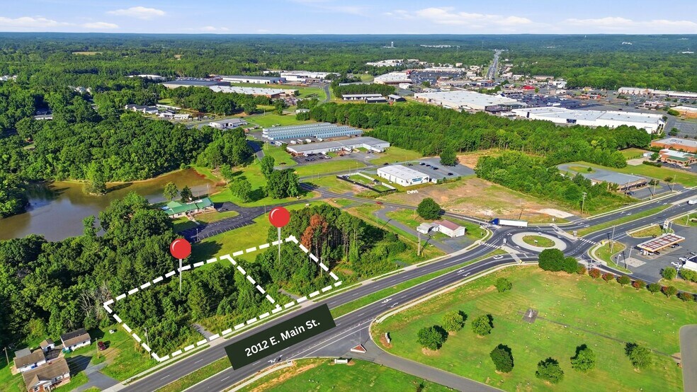 2012 E Main St, Albemarle, NC à vendre - Aérien - Image 2 de 5