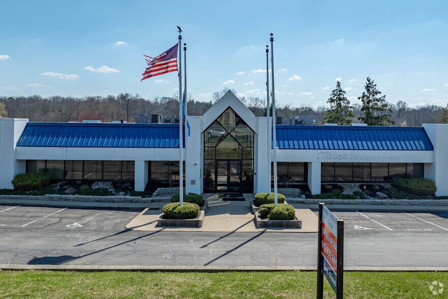 455 Wards Corner Rd, Loveland, OH à vendre - Photo principale - Image 1 de 1