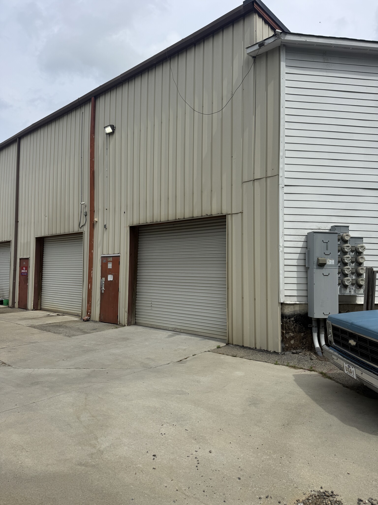 840 Shallowford Rd, Kennesaw, GA for lease Primary Photo- Image 1 of 6