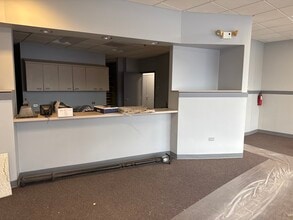 321-395 E Dundee Rd, Wheeling, IL for lease Building Photo- Image 1 of 12