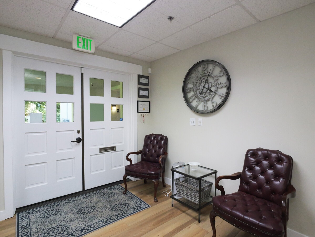25550 Hawthorne Blvd, Torrance, CA 90505 - Unit 100 & 101 - - Interior Photo - Image 2 of 26