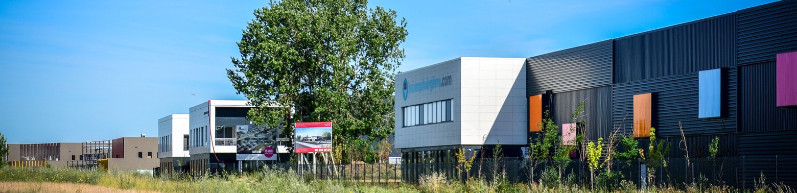Industrial in Tremblay-en-France for lease Building Photo- Image 1 of 6