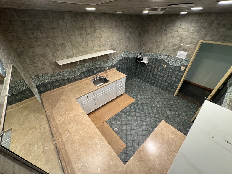 31975-31985 Lodge Rd, Auberry, CA for lease - Interior Photo - Image 3 of 25