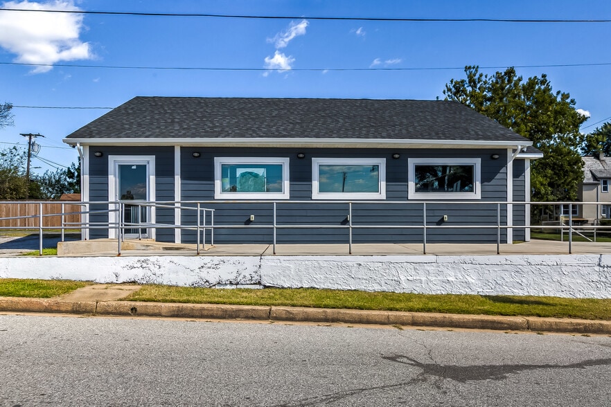 6500 Saint Helena Ave, Dundalk, MD for sale - Primary Photo - Image 1 of 20