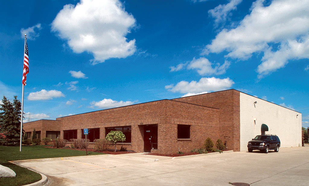 44432 Reynolds Dr, Clinton Township, MI for sale Primary Photo- Image 1 of 1