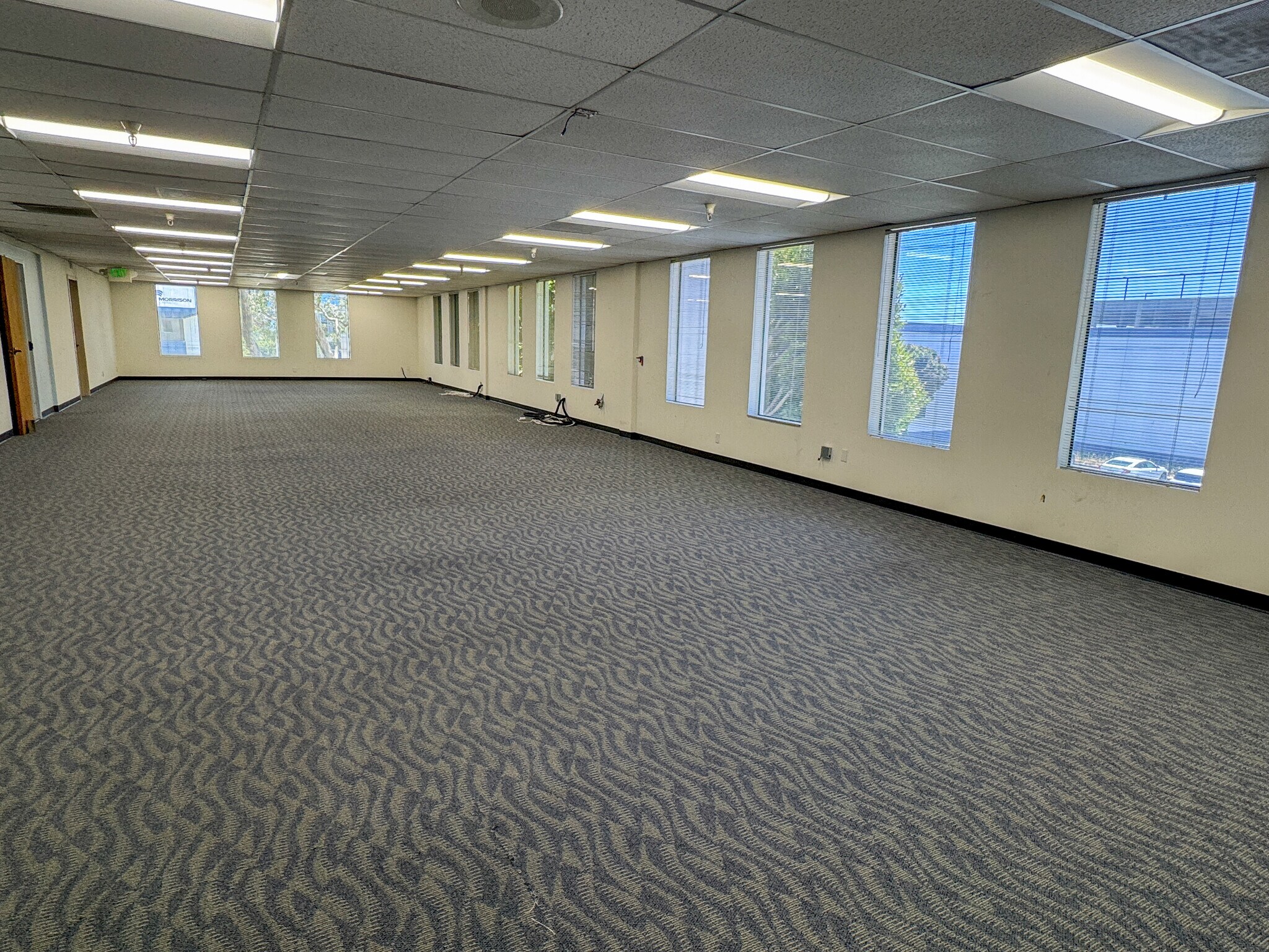 415-425 E Grand Ave, South San Francisco, CA for lease Interior Photo- Image 1 of 1