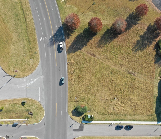 0 Stephen P Yokich Parkway, Spring Hill, TN à louer - Aérien - Image 3 de 4