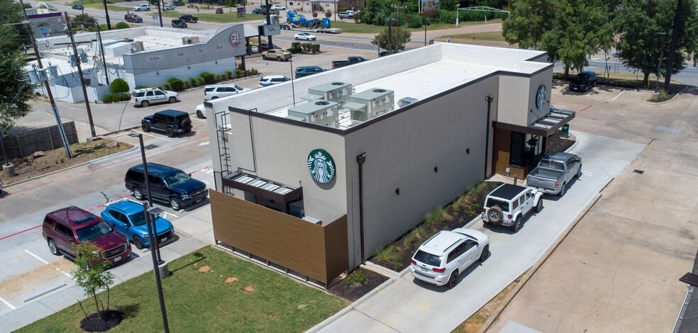 3000 E Main St, Madisonville, TX for sale - Building Photo - Image 2 of 13