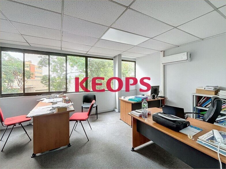 15 Avenue De Fondeyre, Toulouse for lease - Interior Photo - Image 3 of 11
