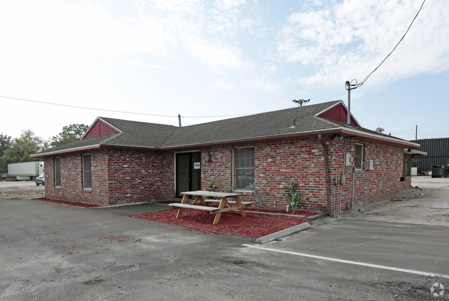 10688 General Ave, Jacksonville, FL for lease - Building Photo - Image 1 of 10