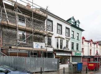 Plus de détails pour 88 High St, Merthyr Tydfil - Commerce de détail à louer