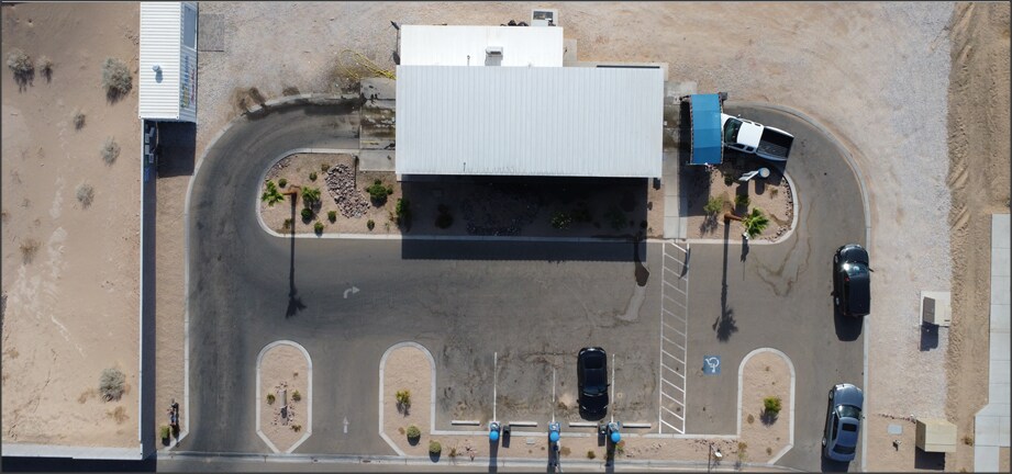3208 S Avenue 8 E, Yuma, AZ à vendre - Photo du bâtiment - Image 3 de 3