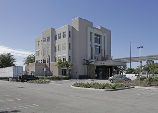 Plus de détails pour 585 NW 161st St, Miami, FL - Médical à louer