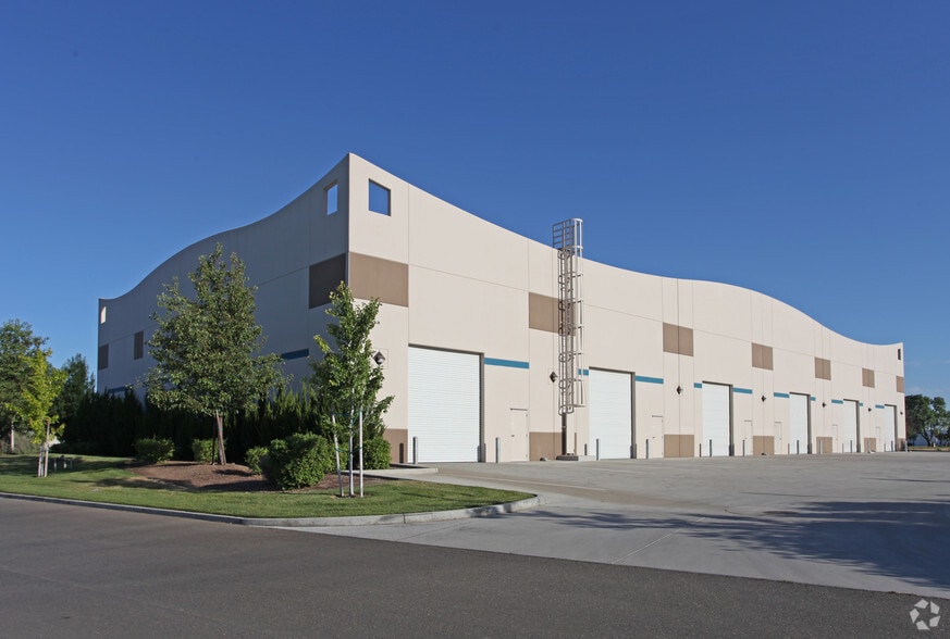 140 Macready Dr, Merced, CA for sale - Building Photo - Image 3 of 4