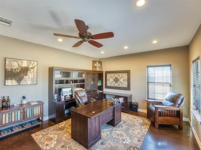 7796 W Ranch Road 1431, Buchanan Dam, TX à vendre - Photo du bâtiment - Image 2 de 3