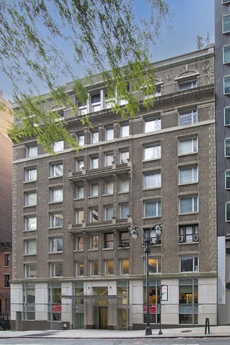 Plus de détails pour 104-110 E 40th St, New York, NY - Médical à louer