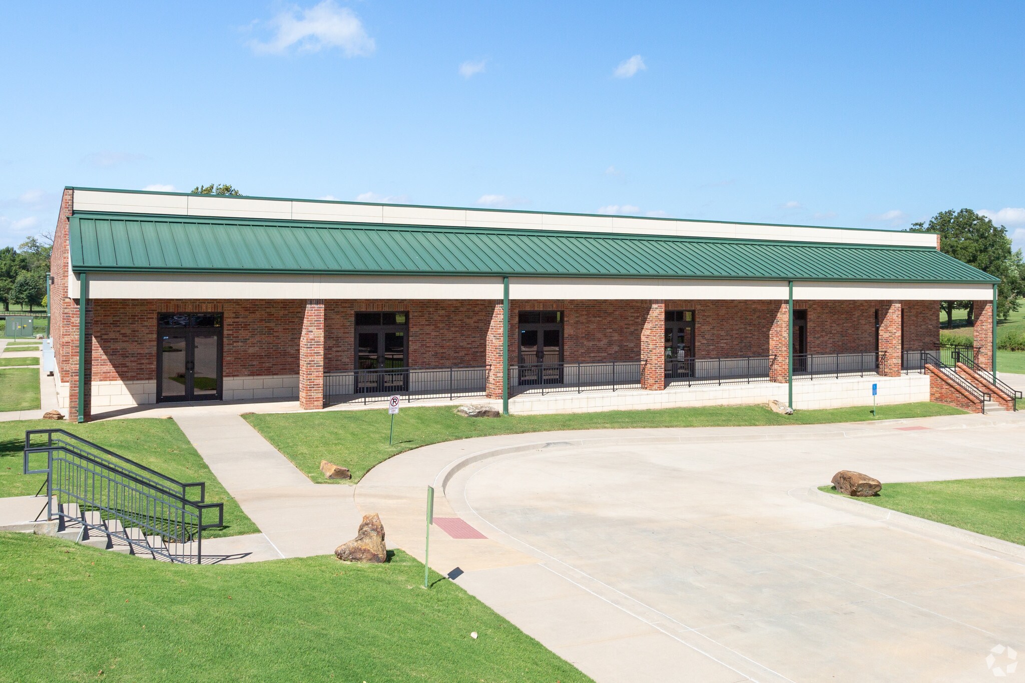 1121 S Douglas Blvd, Oklahoma City, OK for sale Primary Photo- Image 1 of 12