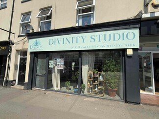 Plus de détails pour 17 Brunswick St, Newcastle Under Lyme - Commerce de détail à louer