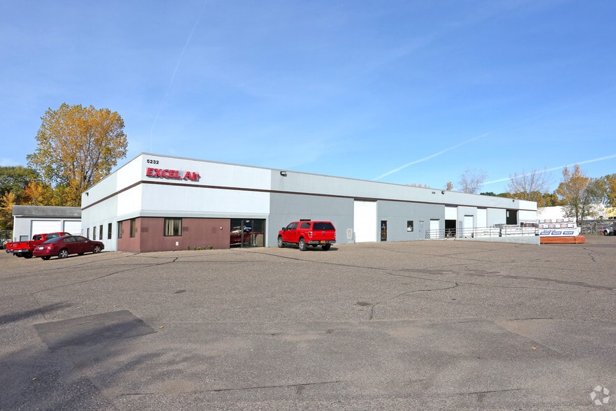 5232-5238 Glenbrook Ave, Oakdale, MN for lease - Building Photo - Image 3 of 4