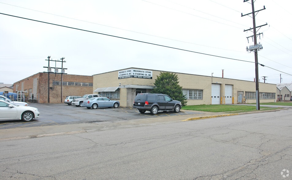 9325 King Ave, Franklin Park, IL for lease - Primary Photo - Image 1 of 6