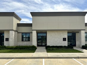 10401 S Mason Rd Building C, Richmond, TX for lease Interior Photo- Image 1 of 15