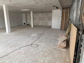 43-19-43-23 Bell Blvd, Bayside, NY for lease Interior Photo- Image 2 of 4