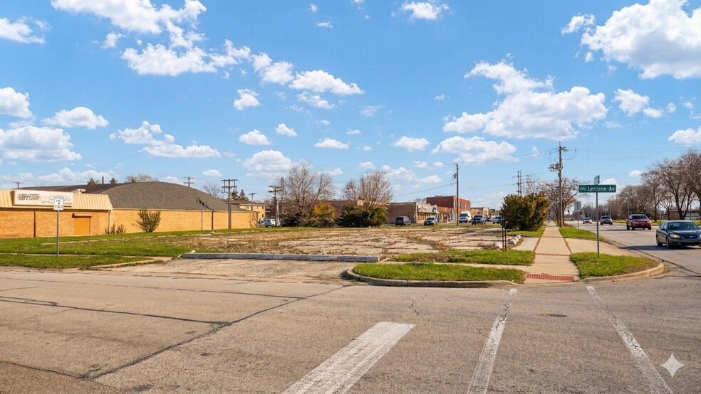 525 S Addison Rd, Addison, IL for sale - Building Photo - Image 1 of 11