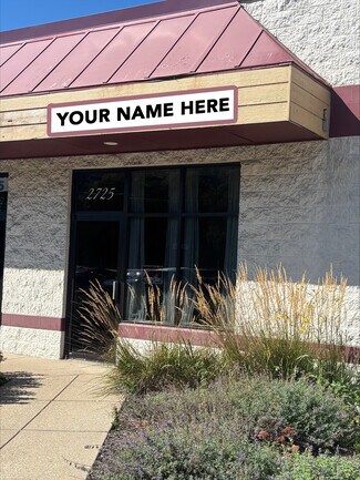 Plus de détails pour 2675-2751 S Calhoun Rd, New Berlin, WI - Commerce de détail à vendre