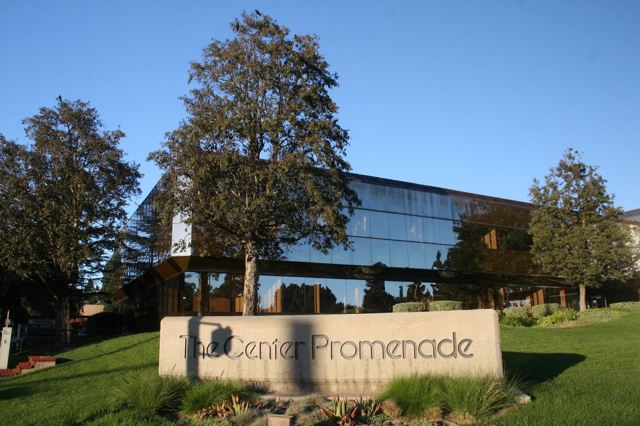 6633 Telephone Rd, Ventura, CA for lease Primary Photo- Image 1 of 3