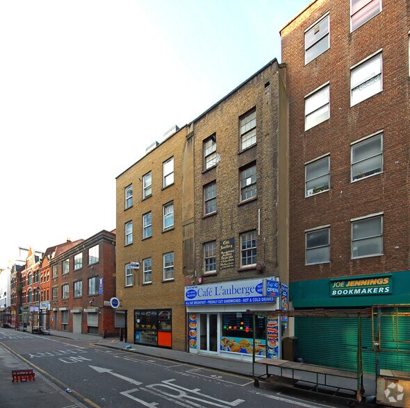 43 Leather Ln, Londres à louer - Photo du bâtiment - Image 2 de 4